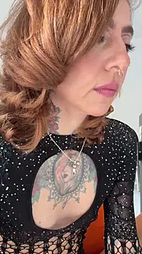 Evangelyne 1 online show from 17, 11, 2025