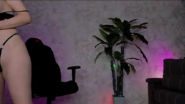 Emma7 online show from 21, 6, 2026