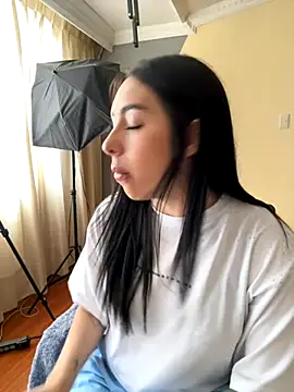 isabella jade online show from 6, 10, 2025