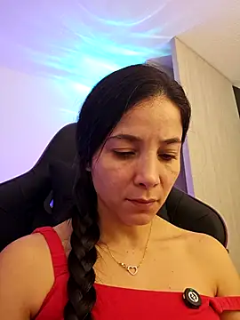 Snapshot of miaeyes chatting on 6, 2, 2026 miaeyes online show from 6, 2, 2026