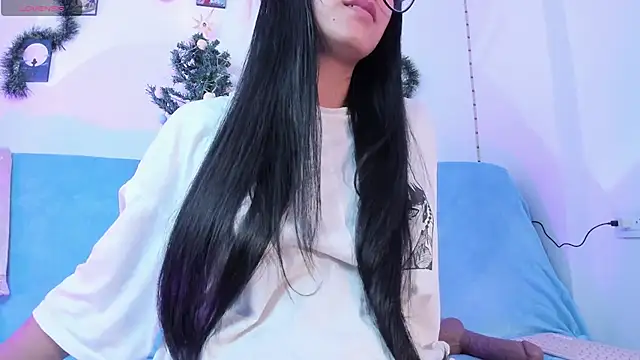 ineedmydaddy  online show from 31, 12, 2024