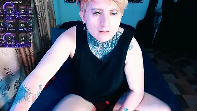 Marieblueeyes online show from 9, 11, 2025