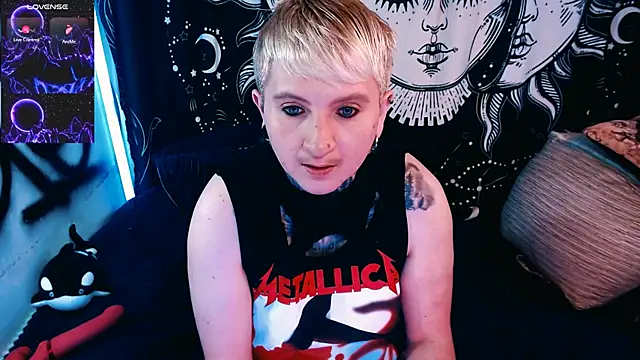 Marieblueeyes online show from 13, 5, 2026