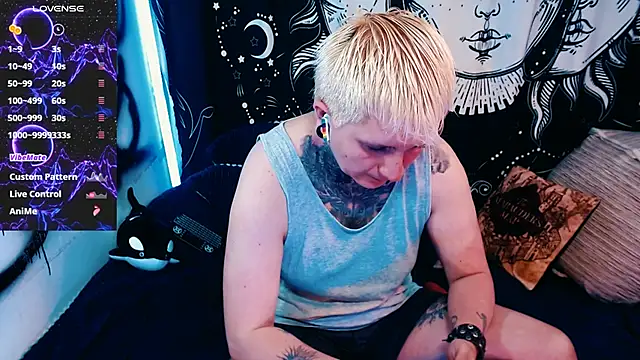 Snapshot of Marieblueeyes chatting on 21, 5, 2026 Marieblueeyes online show from 21, 5, 2026