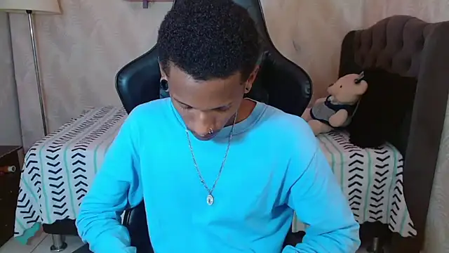 Snapshot of ManSant chatting on 13, 9, 2025 ManSant online show from 13, 9, 2025