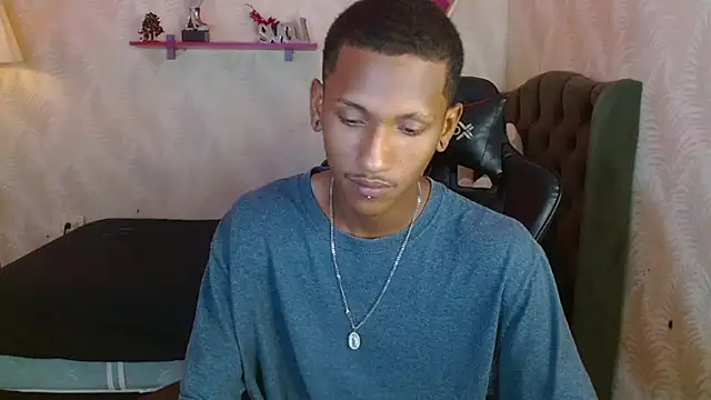 Snapshot of ManSant chatting on 14, 10, 2025 ManSant online show from 14, 10, 2025