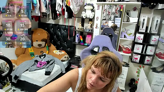 Snapshot of allsson_queen chatting on 12, 1, 2026 allsson queen online show from 12, 1, 2026