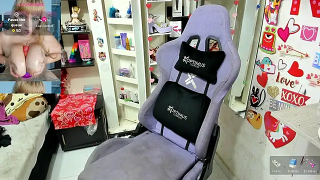 Snapshot of allsson_queen chatting on 11, 2, 2026 allsson queen online show from 11, 2, 2026