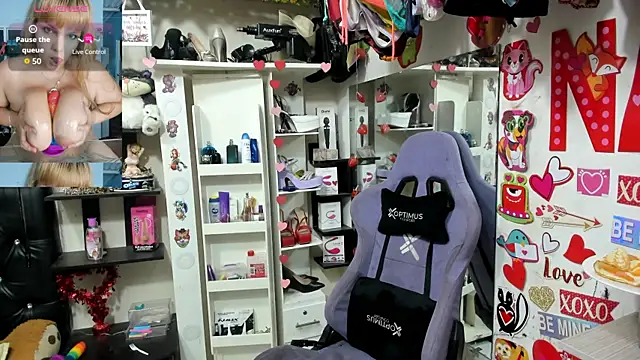 Snapshot of allsson_queen chatting on 27, 2, 2026 allsson queen online show from 27, 2, 2026