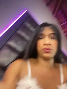 Ashly Miller online show from 5, 5, 2026