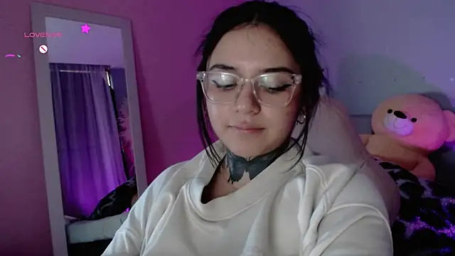 Snapshot of kim_blake chatting on 16, 1, 2025 kim blake online show from 16, 1, 2025