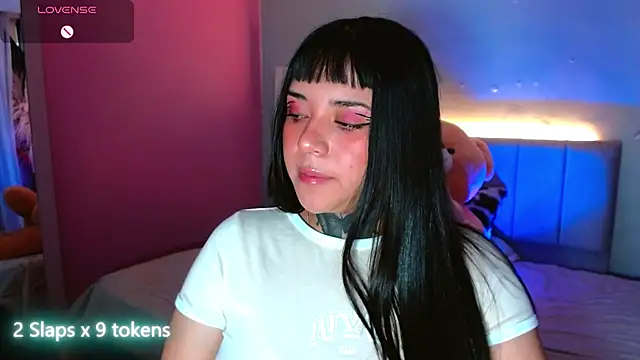 Snapshot of kim_blake chatting on 25, 2, 2025 kim blake online show from 25, 2, 2025