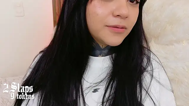 Snapshot of kim_blake chatting on 21, 10, 2025 kim blake online show from 21, 10, 2025