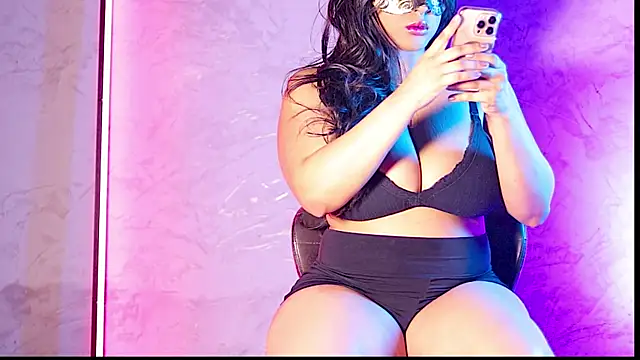 Snapshot of Morenahotcam chatting on 11, 2, 2026 Morenahotcam online show from 11, 2, 2026