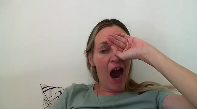 Snapshot of Annylove1 chatting on 18, 3, 2025 Annylove1 online show from 18, 3, 2025