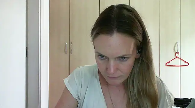 Snapshot of Annylove1 chatting on 18, 3, 2025 Annylove1 online show from 18, 3, 2025