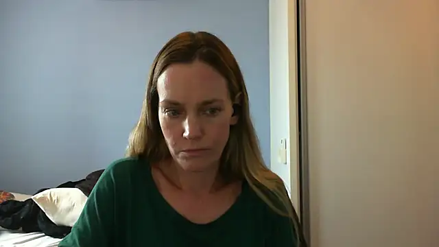 Snapshot of Annylove1 chatting on 9, 9, 2025 Annylove1 online show from 9, 9, 2025