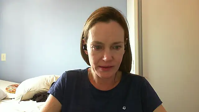 Snapshot of Annylove1 chatting on 6, 10, 2025 Annylove1 online show from 6, 10, 2025