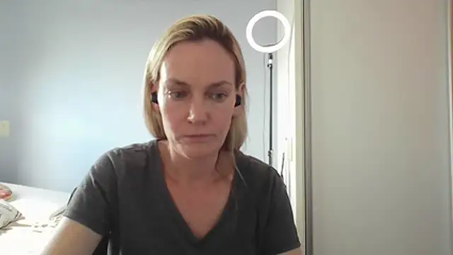 Snapshot of Annylove1 chatting on 13, 2, 2026 Annylove1 online show from 13, 2, 2026