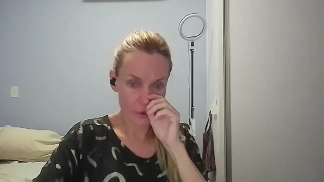 Annylove1 online show from 30, 3, 2026