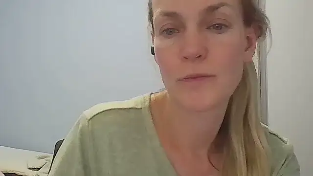 Annylove1 online show from 29, 4, 2026