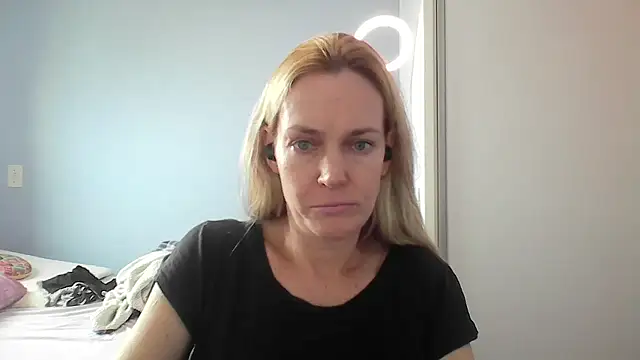 Annylove1 online show from 8, 5, 2026