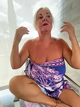 Snapshot of Patsylaboner chatting on 31, 5, 2026 Patsylaboner online show from 31, 5, 2026