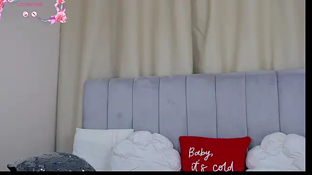 Barbie Blond  online show from 1, 11, 2025