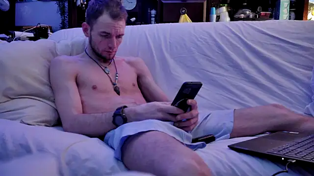 Snapshot of ZaneSample chatting on 11, 3, 2025 ZaneSample online show from 11, 3, 2025