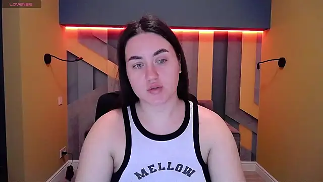 Roxie Bradley online show from 21, 12, 2024