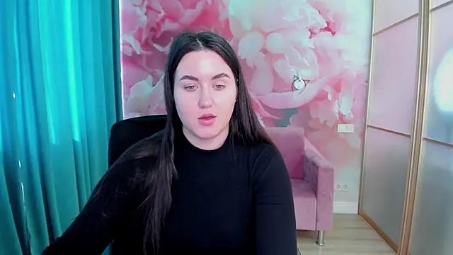 Roxie Bradley online show from 9, 1, 2025