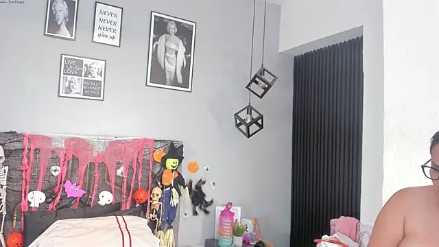 haileystone online show from 16, 10, 2025