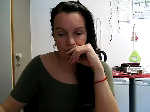 Snapshot of LoveNBloom chatting on 15, 6, 2026 LoveNBloom online show from 15, 6, 2026