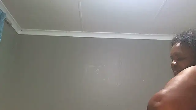 Rosehipsx76 online show from 17, 2, 2026