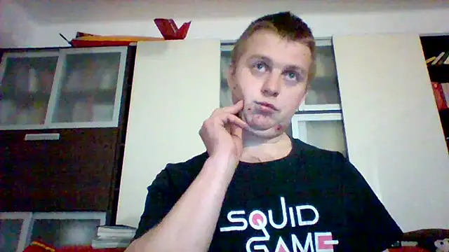 Snapshot of Matttthees chatting on 17, 12, 2024 Matttthees online show from 17, 12, 2024