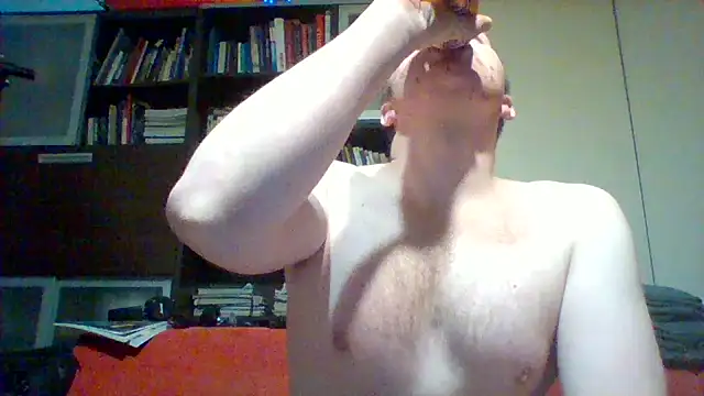 Snapshot of Matttthees chatting on 26, 2, 2025 Matttthees online show from 26, 2, 2025