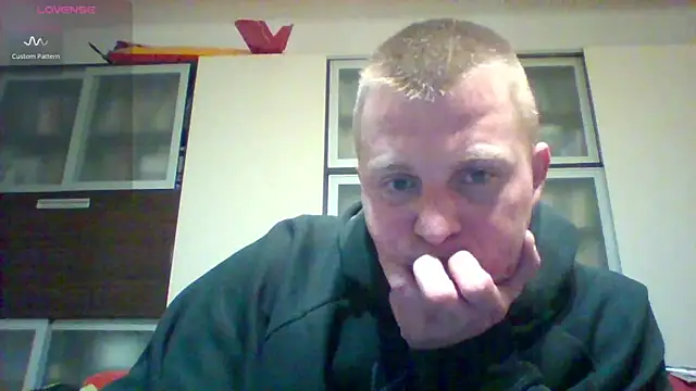 Snapshot of Matttthees chatting on 17, 3, 2025 Matttthees online show from 17, 3, 2025
