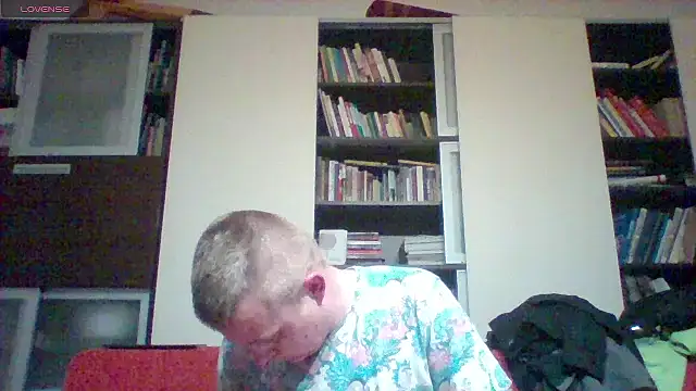 Snapshot of Matttthees chatting on 2, 4, 2026 Matttthees online show from 2, 4, 2026