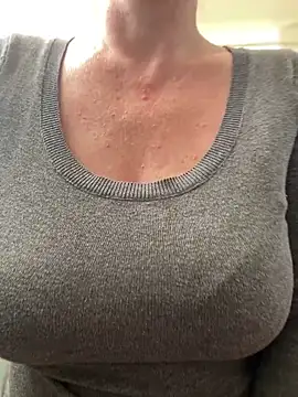 Snapshot of sweetmystery1 chatting on 28, 2, 2026 sweetmystery1 online show from 28, 2, 2026