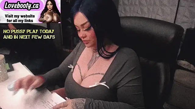 Snapshot of sheylagoddess11 chatting on 22, 10, 2025 sheylagoddess11 online show from 22, 10, 2025