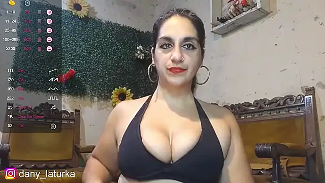 Snapshot of Bellydancerhot chatting on 9, 1, 2025 Bellydancerhot online show from 9, 1, 2025