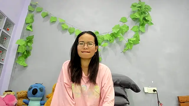 loveley jenny online show from 10, 4, 2026