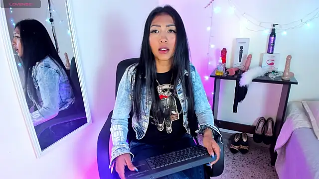 Snapshot of Tracy_lambo chatting on 15, 10, 2025 Tracy lambo online show from 15, 10, 2025