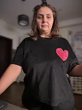 AnneKane online show from 5, 12, 2024