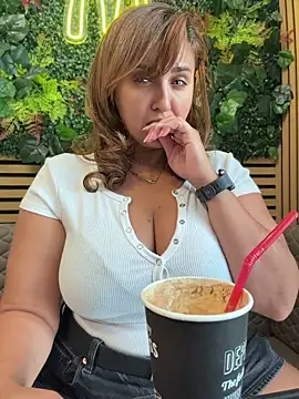 AnneKane online show from 13, 7, 2026