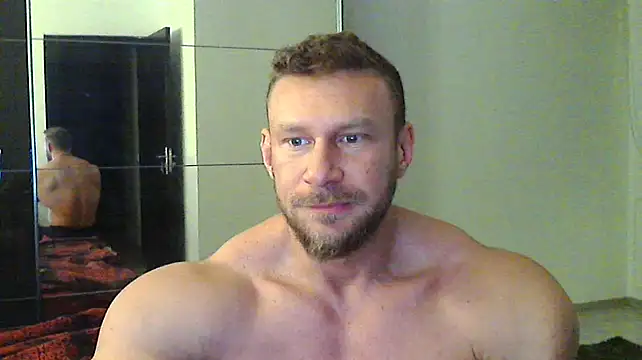 Snapshot of muscularkevin chatting on 3, 12, 2024 muscularkevin online show from 3, 12, 2024
