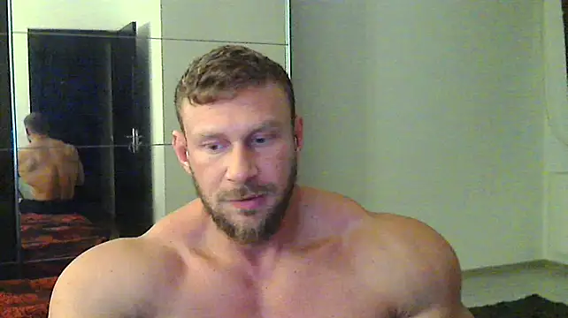 Snapshot of muscularkevin chatting on 5, 12, 2024 muscularkevin online show from 5, 12, 2024