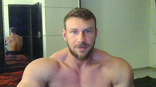 Snapshot of muscularkevin chatting on 6, 12, 2024 muscularkevin online show from 6, 12, 2024