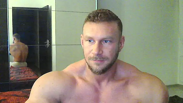 Snapshot of muscularkevin chatting on 11, 12, 2024 muscularkevin online show from 11, 12, 2024