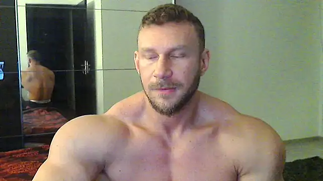 Snapshot of muscularkevin chatting on 15, 12, 2024 muscularkevin online show from 15, 12, 2024